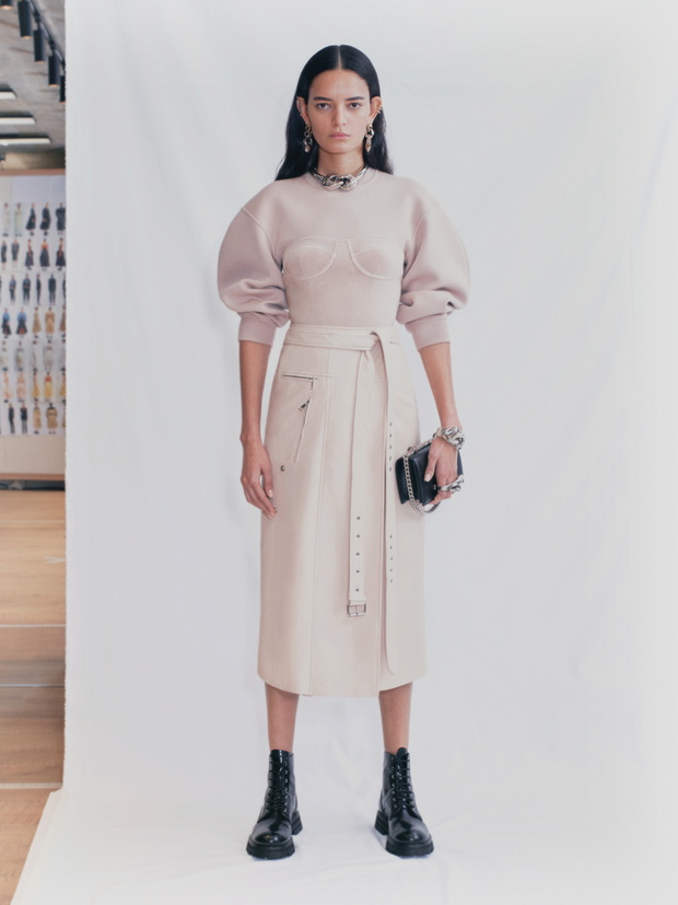 kolekcja-alexander-mcqueen-wiosna-lato-202118-424f2c5