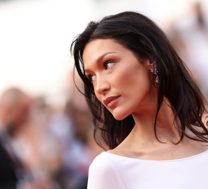 Bella Hadid: stylizacje