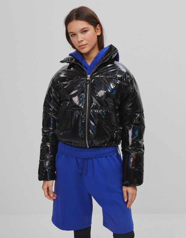 Holograficzna kurtka pikowana / Bershka