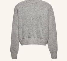 Sweter Magdy Butrym, który wybrała Hailey Bieber