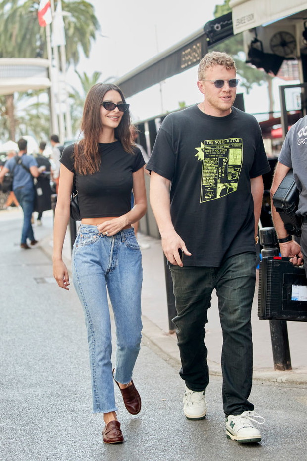 Emily Ratajkowski