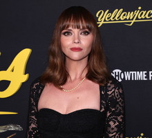 Christina Ricci: "To Johnny Depp wyjaśnił mi homoseksualizm"