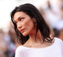 Bella Hadid: stylizacje
