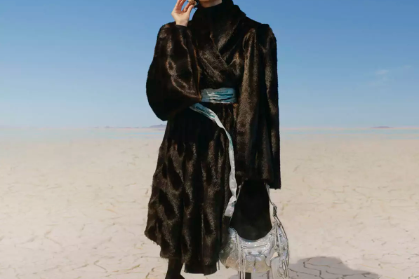 BALENCIAGA FALL 2022 CAMPAIGN: Alexa Demie