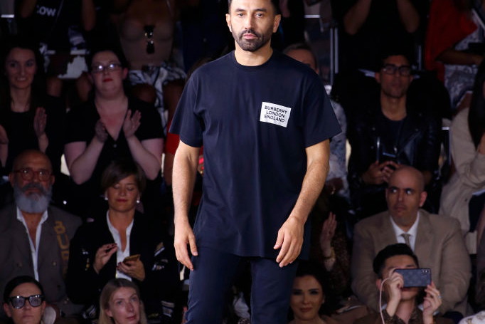 Daniel Lee powróci do mody? Twórca sukcesu Bottega Veneta ma zastąpić Riccardo Tisci w Burberry