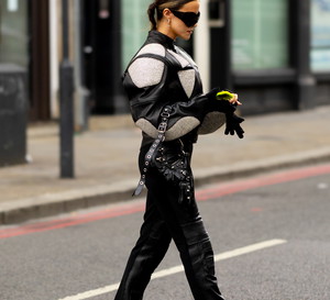 Stylizacje street style - LFW wiosna-lato 2023