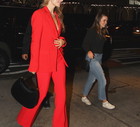Olivia Wilde z torebką polskiej marki! Aktorka wybrała projekt Magdy Butrym, którą noszą też Hailey Bieber i Natalie Portman