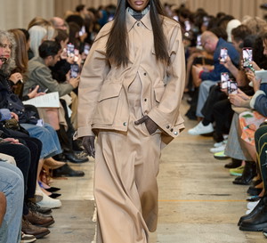 Burberry wiosna-lato 2023