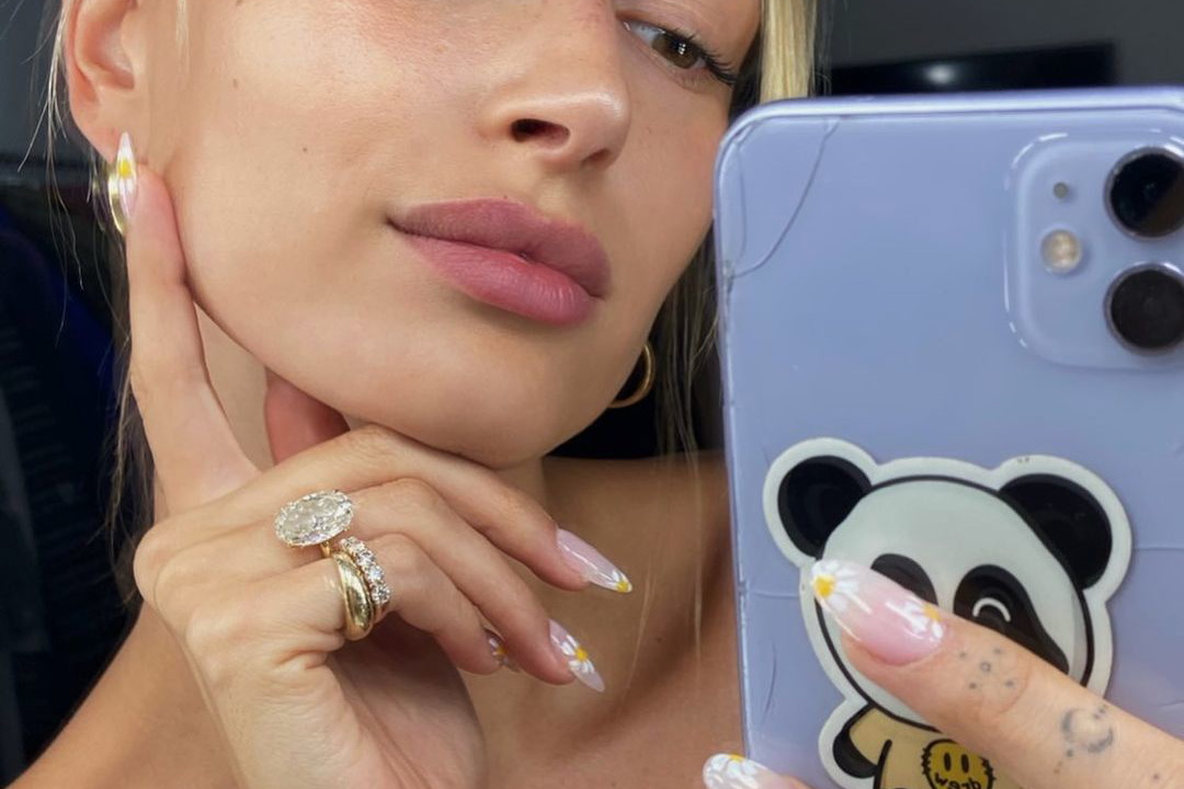 Hailey Bieber