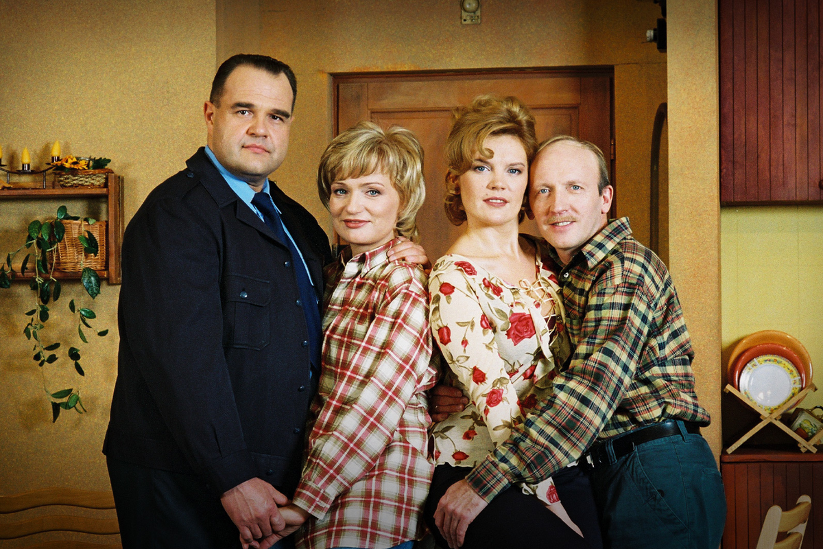 „Miodowe lata” (1998-2003)
