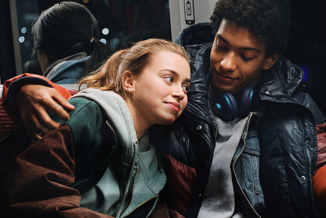 Ten nowy film Netflix spodoba się wszystkim fanom "Step up " i "W rytmie hip-hopu". O czym jest "Into the Beat: Roztańczone serce"?