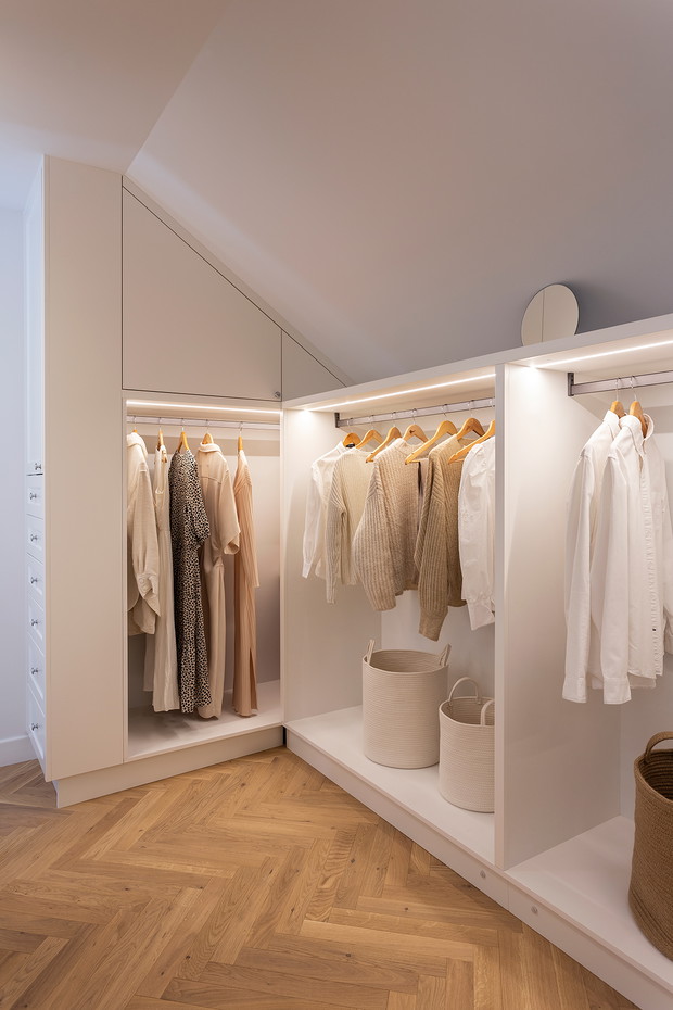 Hygge i elegancja w domu na warszawskich Zawadach, projekt: TOGETHER STUDIO
