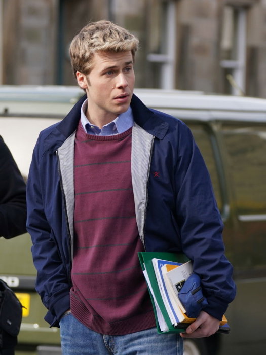 Ed McVey jako William w 6. sezonie „The Crown"