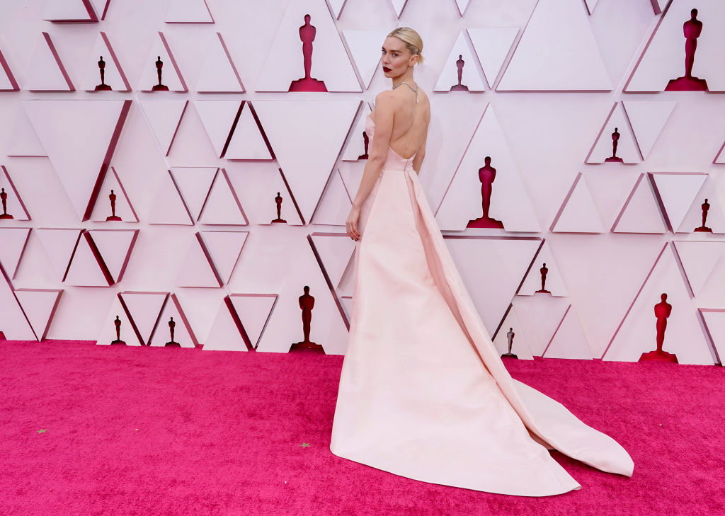 Oscars 2021: Vanessa Kirby w sukni Gucci