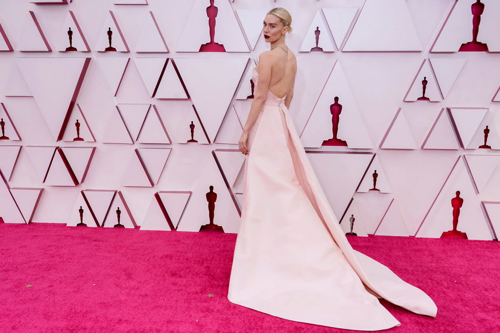 Oscars 2021: Vanessa Kirby w sukni Gucci