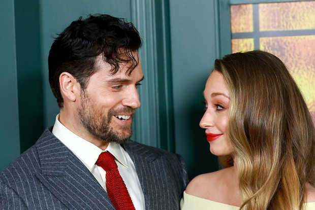 Henry Cavill i Natalie Viscuso