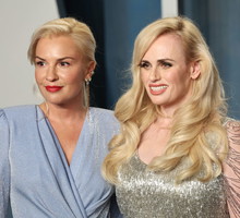 Rebel Wilson i Ramona Agruma