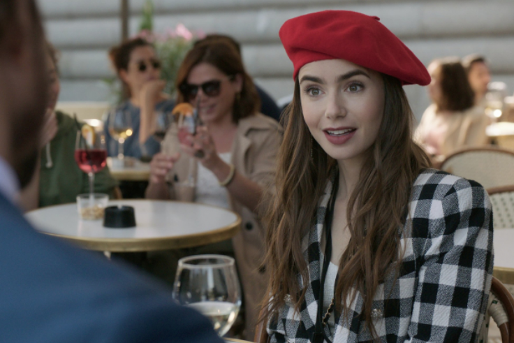 "Emily In Paris 2": co wiemy o nowym sezonie serialu? Poznaj wszystkie informacje na temat kontynuacji hitu Netflix z Lily Collins