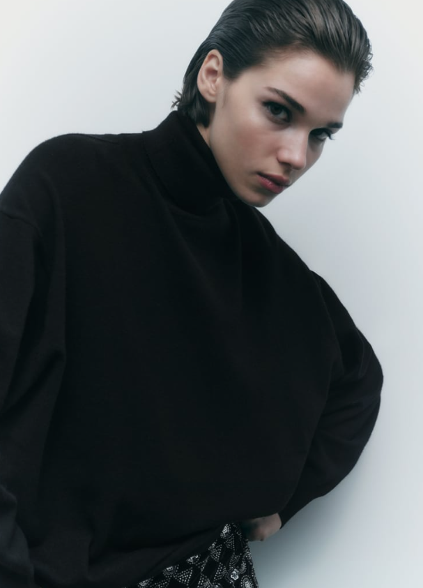 Czarny sweter na zimę, Zara, 139 zł