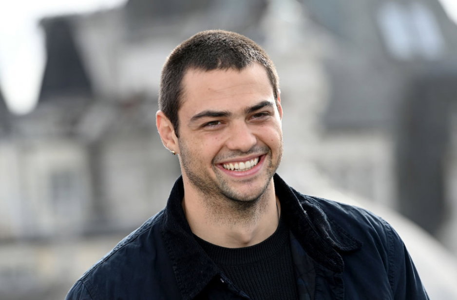 Noah Centineo w nowym serialu Netflix. "Zwerbowany" nie ma w sobie nic z komedii romantycznej, ale spodoba się fankom aktora