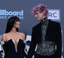 Megan Fox i Machine Gun Kelly – historia miłosna pary. Czy wciąż są razem? Plotki o rozstaniu i odwołanym ślubie