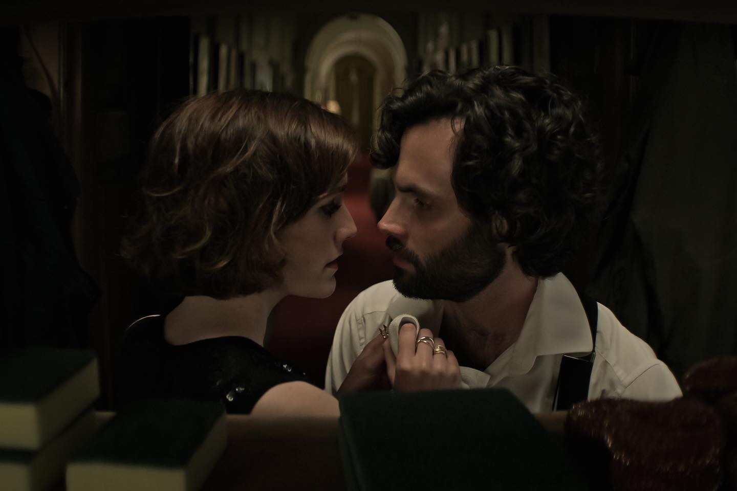 Kadr z serialu „You” / „Ty”