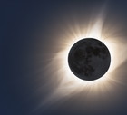 Zbliża się pierwsze zaćmienie Słońca 2021. Jak to potężne zjawisko astrologiczne wpłynie na duchowość i emocje?