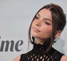 Emily Ratajkowski
