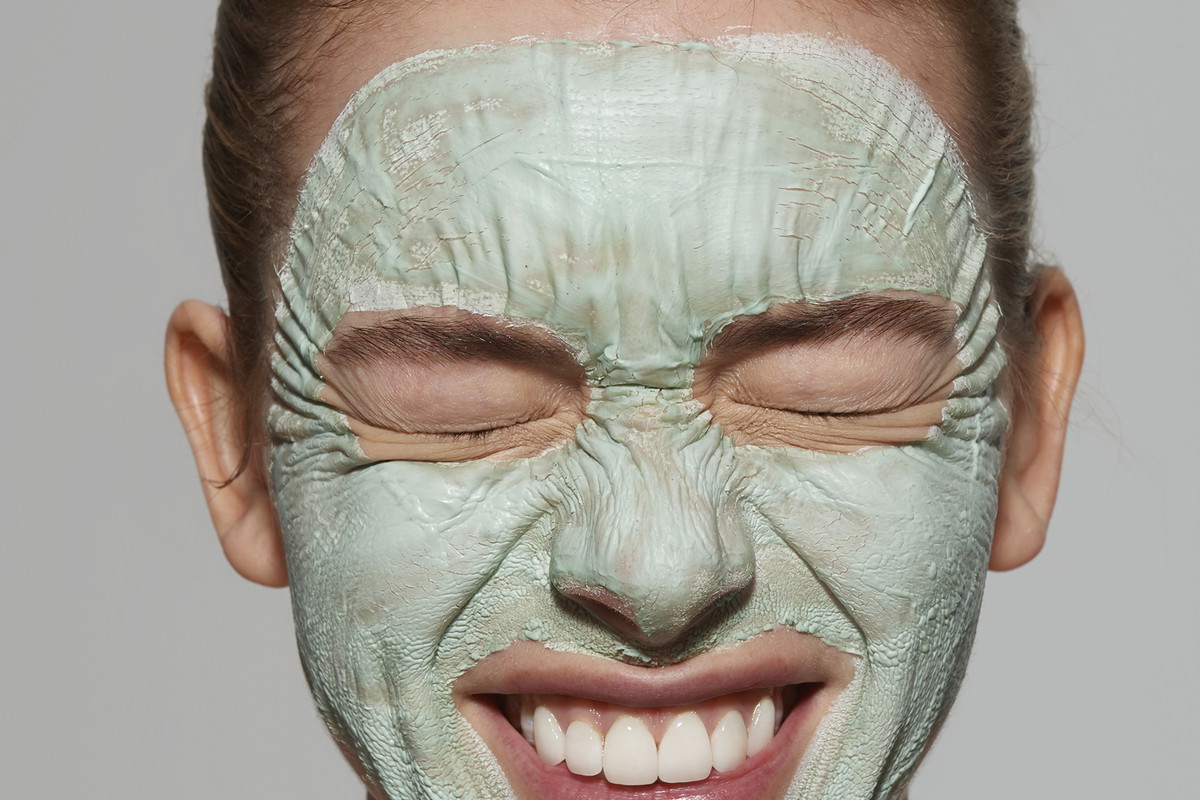 Glinki do twarzy – jak je stosować, aby osiągnąć najlepsze efekty. Jak dobrać glinkę do cery?