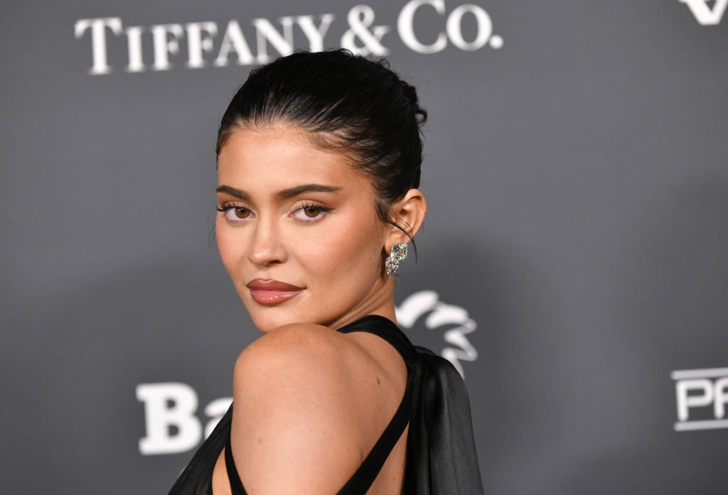 Kylie Jenner rozjaśniła brwi