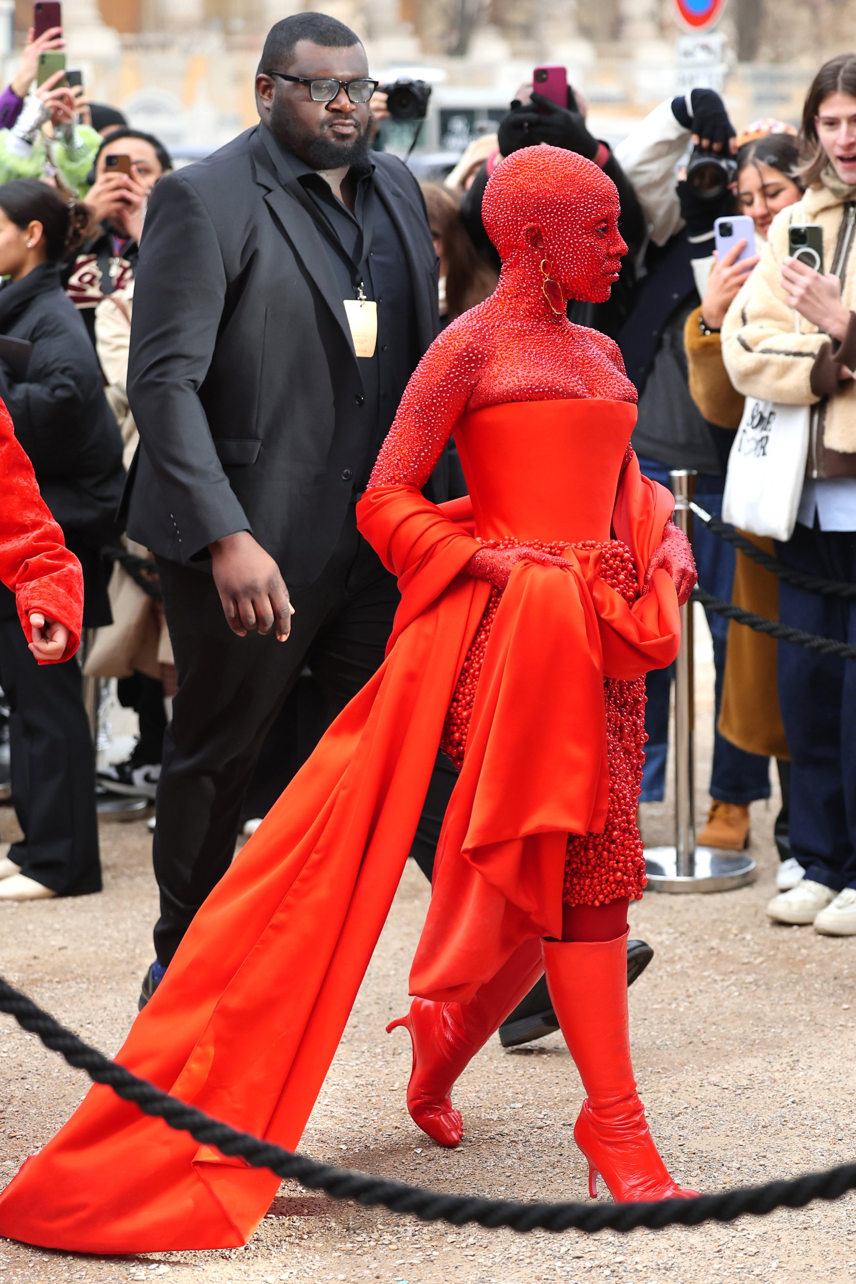 Doja Cat na pokazie Schiaparelli