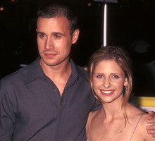 Sarah Michelle Gellar i Freddie Prinze Jr. razem na ściance po 15 latach