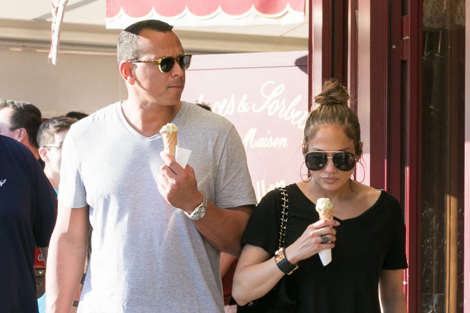 Jennifer Lopez i Alex Rodriguez spędzają wakacje we Francji