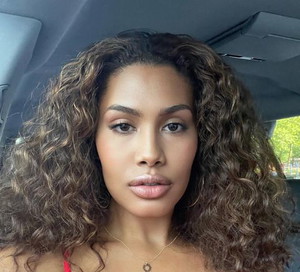 Transgenderowa gwiazda na okładce Sports Illustrated Swimsuit