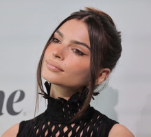 Emily Ratajkowski