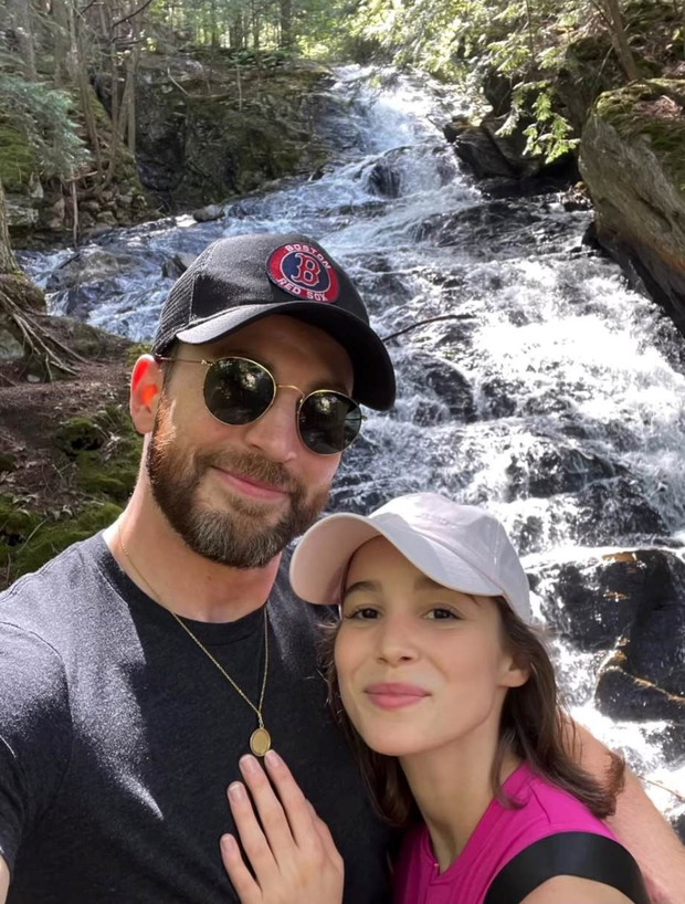 Chris Evans i Alba Baptista