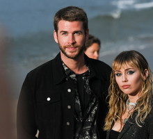 Liam Hemsworth i Miley Cyrus, 2019 rok.