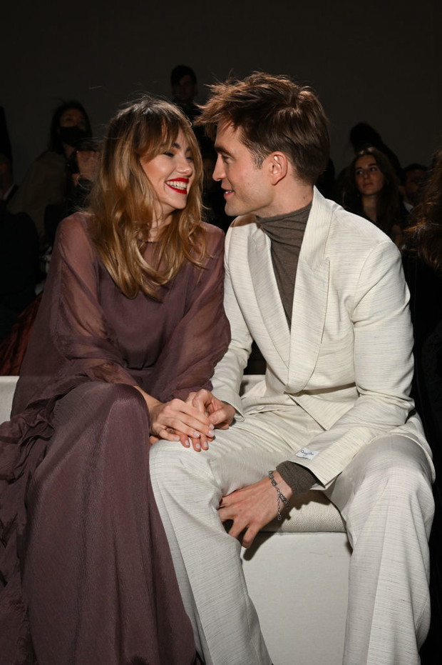 Suki Waterhouse i Robert Pattinson