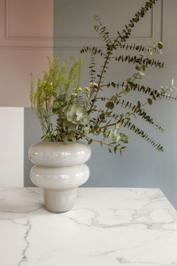 Łagodne pastele w domu prawniczki, projekt wnętrza: Małgorzata Kasperek, architekt wnętrz Decoroom, Projekt kuchni: Katarzyna Fotek, architekt wnętrz Decoroom Kitchen