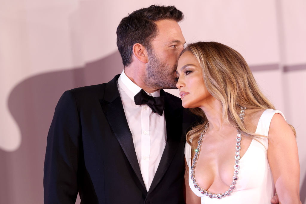 Jennifer Lopez zaatakowana na lotnisku