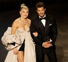 Florence Pugh i Andrew Garfield