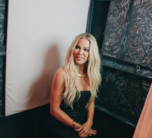 Kris Jenner i Khloé Kardashian skrytykowane za używanie filtrów zmieniających twarz. Fani porównali celebrytki do "postaci z kreskówki"