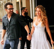 Blake Lively zachwyca na wakacjach z rodziną. "Jak to jest być boginią?" pytają fani aktorki