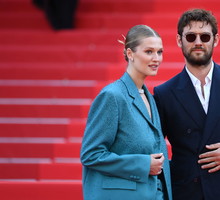 Toni Garrn i Alex Pettyfer