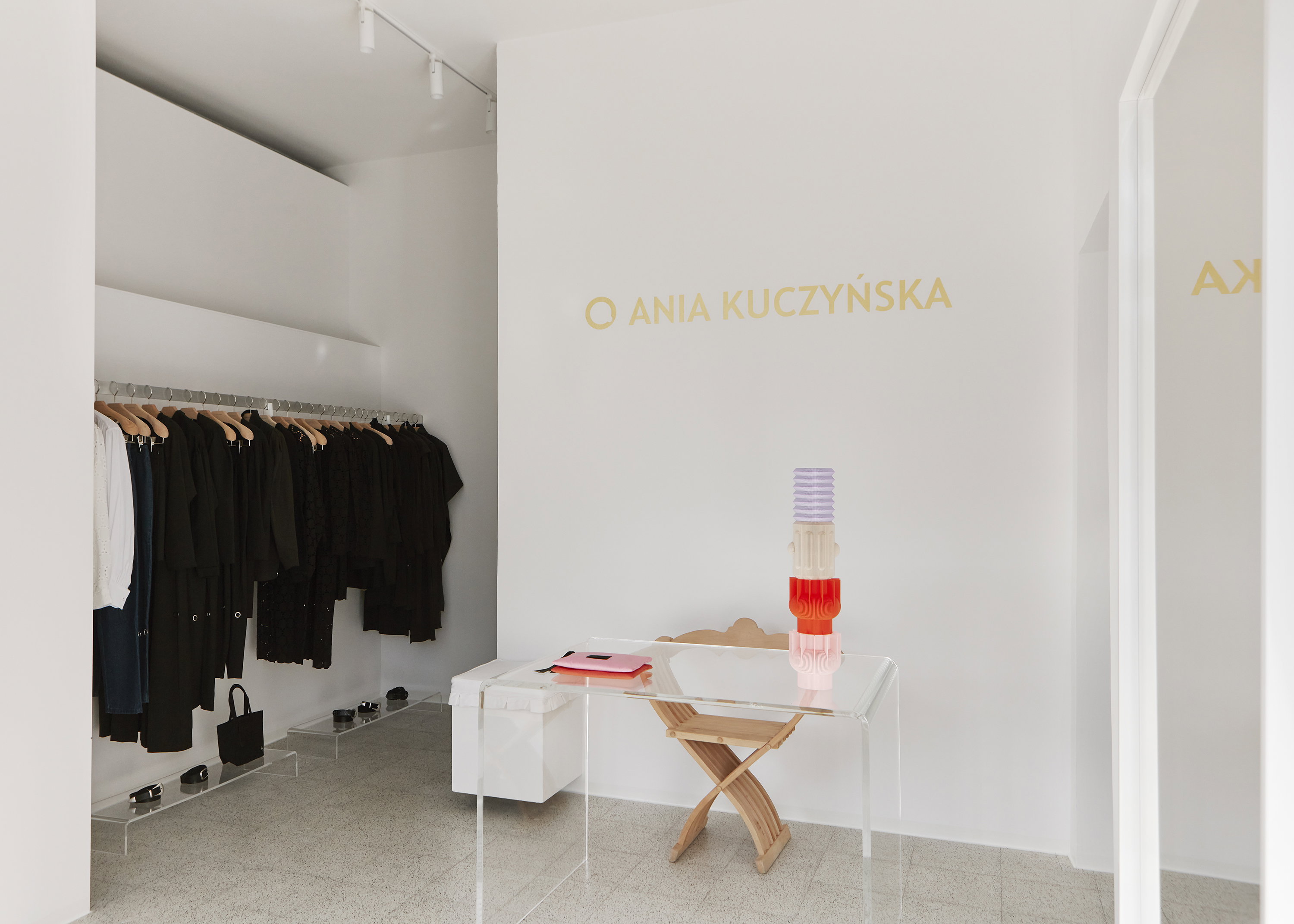 Flagowy sklep Ania Kuczyńska, Rozbrat 28/30