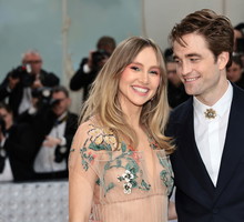 Suki Waterhouse i Robert Pattinson