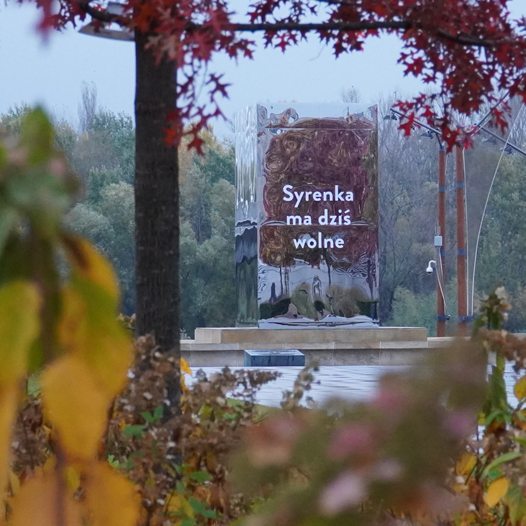 Warszawska Syrenka zniknęła z Bulwarów Wiślanych