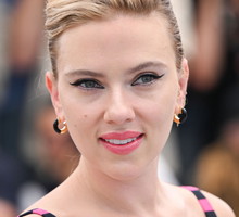 Scarlett Johansson - jak zwalczyła trądzik?