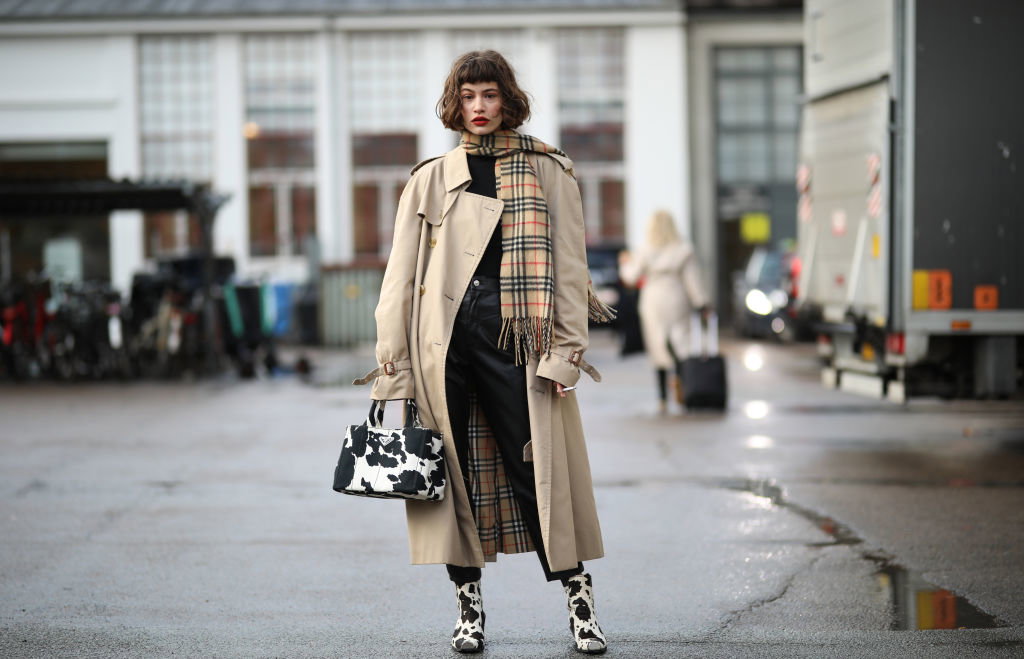 Burberry - street style