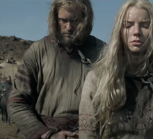 Alexander Skarsgärd i Anya Taylor-Joy